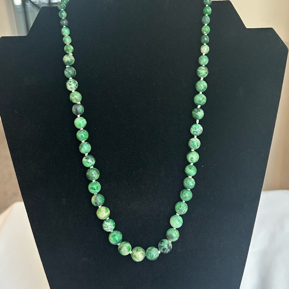Vintage Green Aventurine Quartz Beaded Necklace with 925 Sterling Silver Clasp